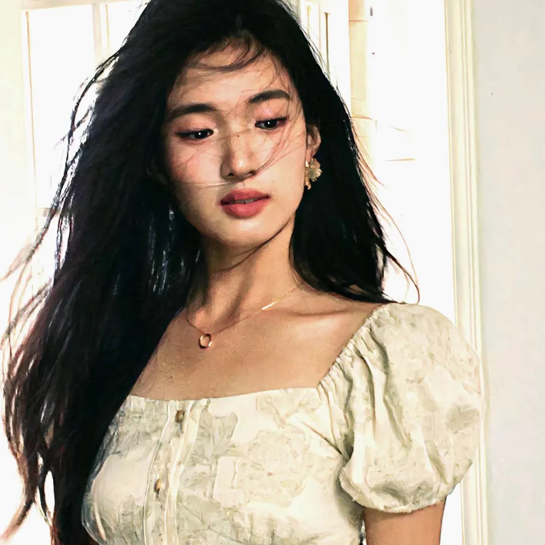 隐世魔尊女帝带娃上门求负责